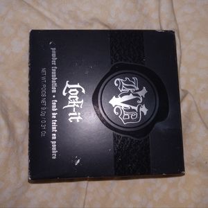 KVD lock it powder shade 105
